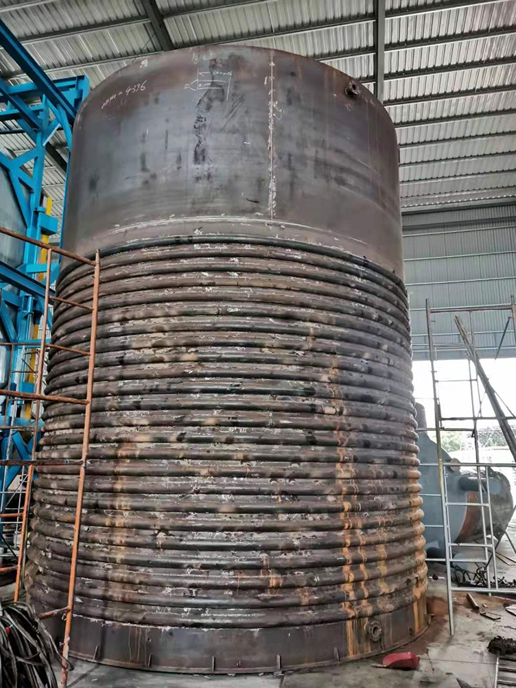 120m³立式鋼襯塑（sù）（帶外盤（pán）管）.jpg