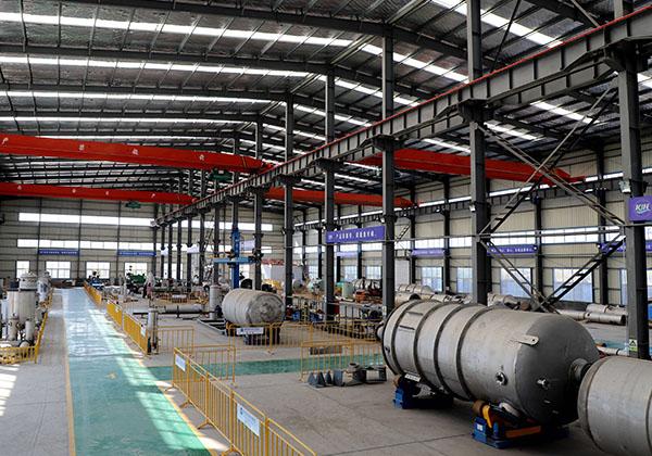 草莓丝瓜向日葵黄瓜榴莲污绿巨人生產車間實景