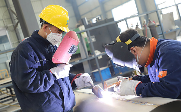 蒸（zhēng）發（fā）結晶（jīng）與蒸發濃縮設備生產工序